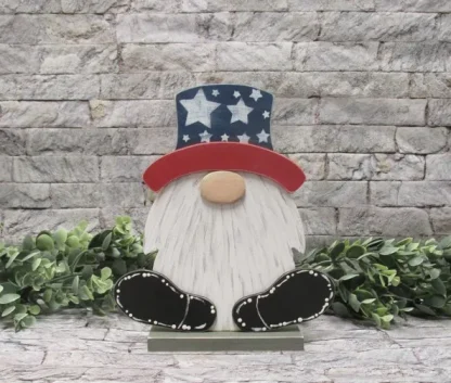 Sitting Gnome Craft Kit on Base